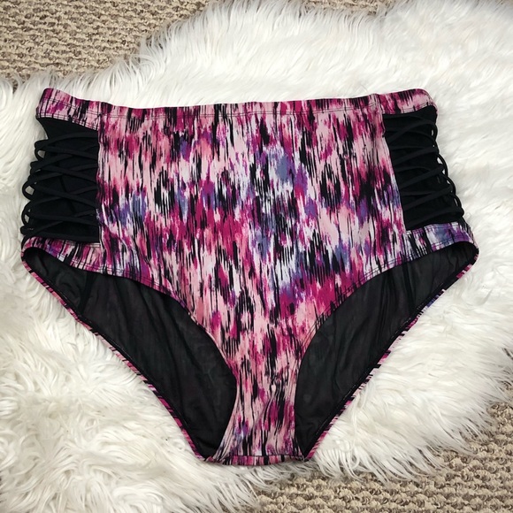 SOLD Torrid Mirage Print Bikini Tankini Swim - Picture 5 of 10